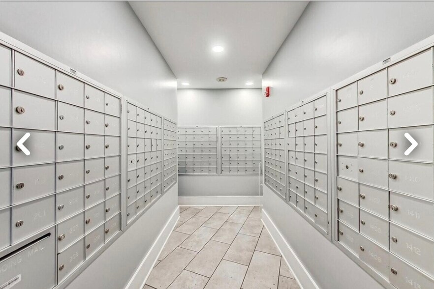 Building Photo - 555 Massachusetts Ave NW