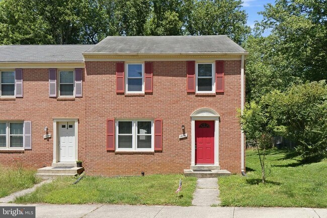 Building Photo - 12136 Bentridge Pl