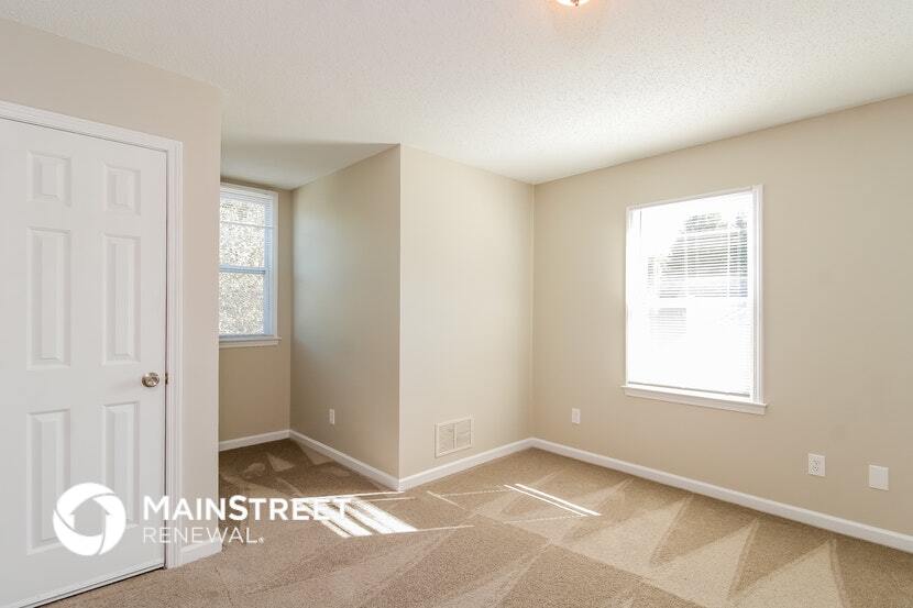 Building Photo - 112 Southoak Dr