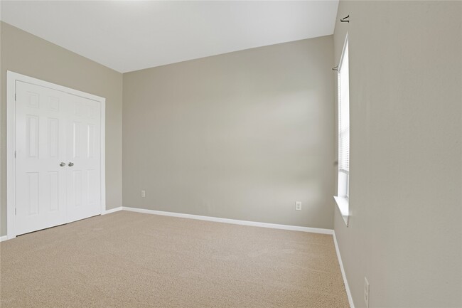 Building Photo - 9610 Buffum St