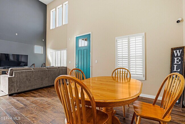 Building Photo - 2020 Tim Foster St