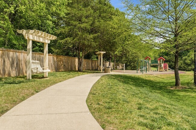 Building Photo - 6006 Mill Tree Ct