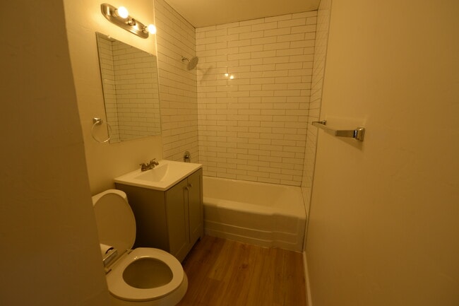 Building Photo - 111 W Haddock St