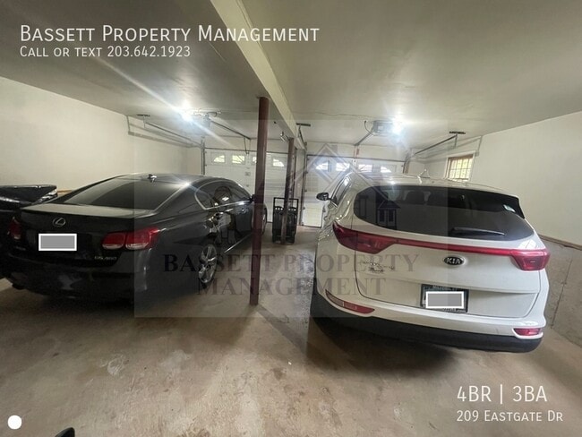 Building Photo - 209 Eastgate Dr