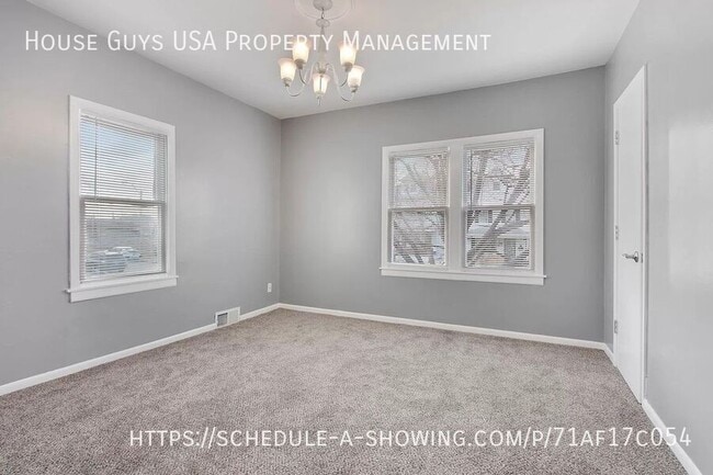 Building Photo - 513 Montgall Ave