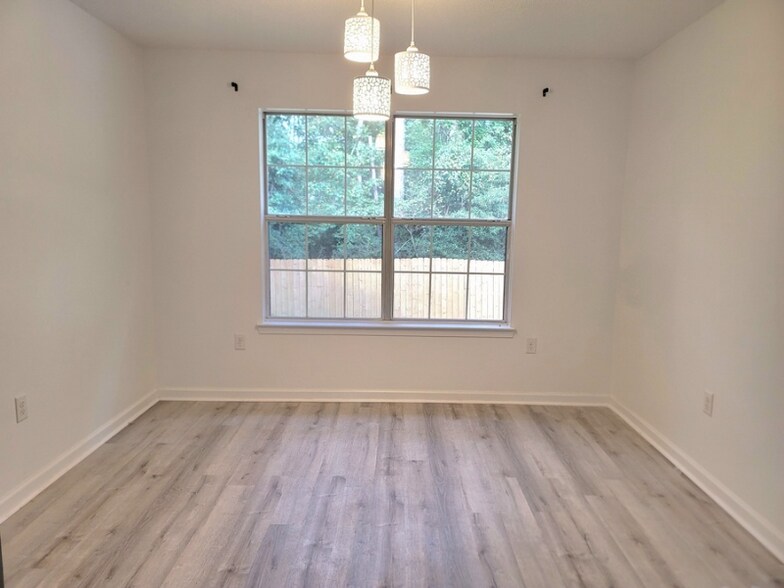 Building Photo - 141 Palmetto Dr