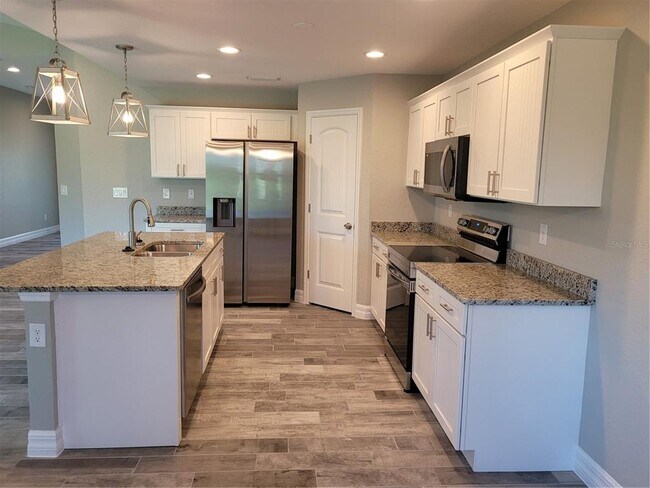 Building Photo - 26 Mate Cir