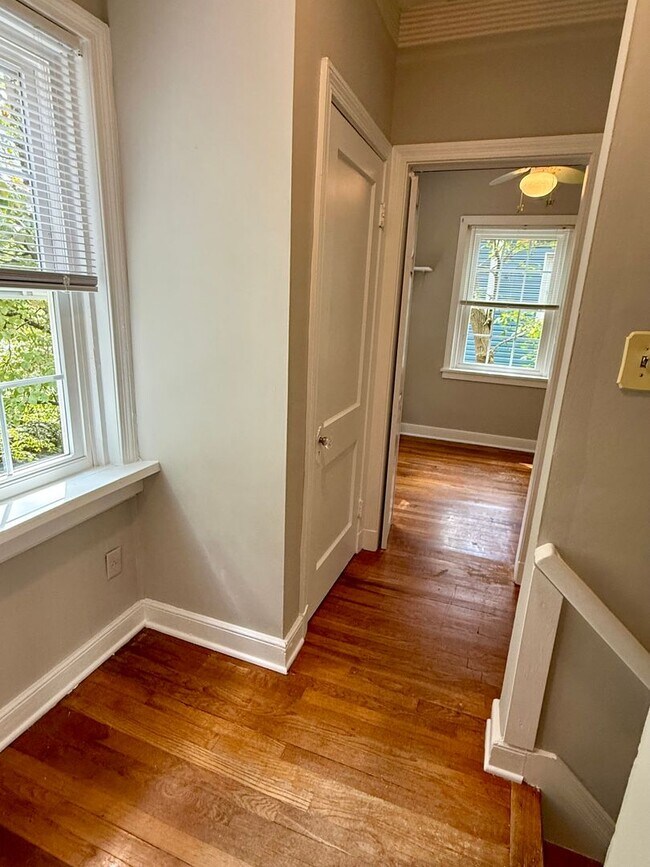 Building Photo - Updated 3BR Home in Coveted Forest Hill Pa...