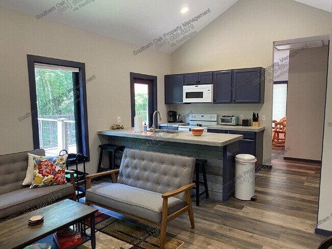 Building Photo - 540 Doe Run