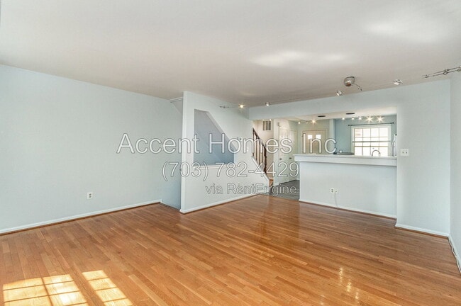 Building Photo - 5028 9th St S