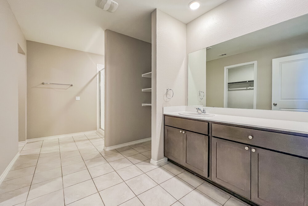 Building Photo - 1805 Tulipwood Dr