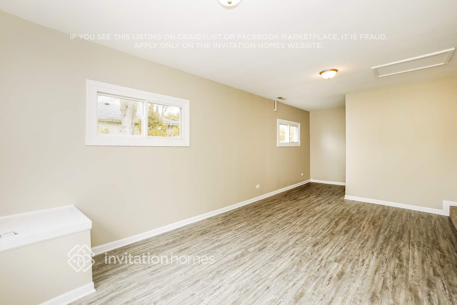 Building Photo - 280 Mohave St