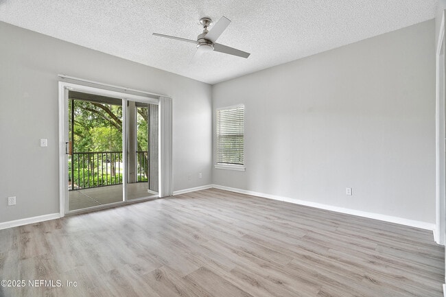 Building Photo - 10000 Gate Pkwy