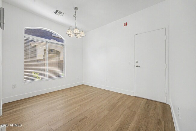 Building Photo - 17365 N Cave Creek Rd