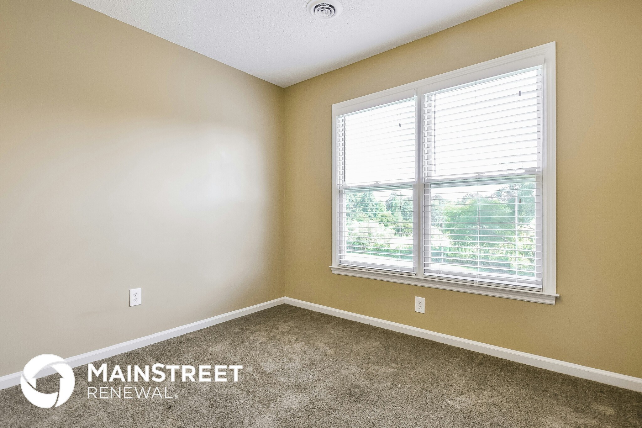 Building Photo - 191 Kings Way