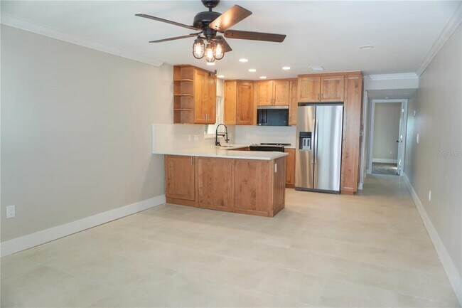 Building Photo - 8535 Blind Pass Dr