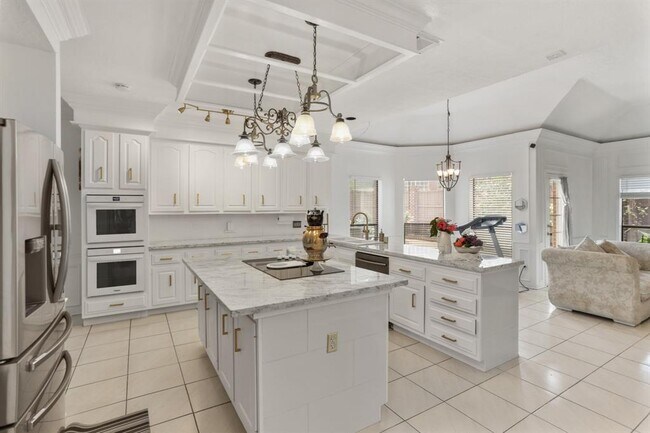 Building Photo - 1406 Kelliwood Oaks Dr