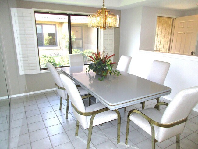 Building Photo - 85 Conejo Cir