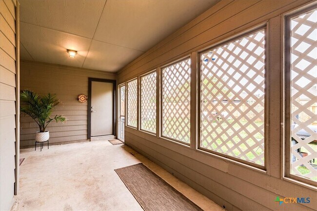 Building Photo - 531 Wind Murmur