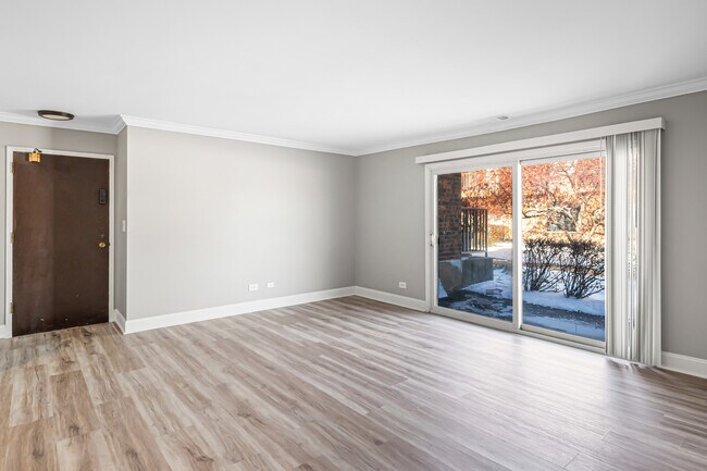 Building Photo - 629 Derry Ct