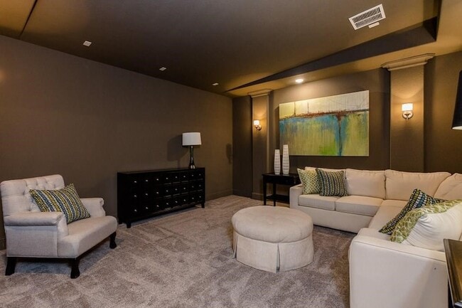 Building Photo - 2064 Bluestem Dr