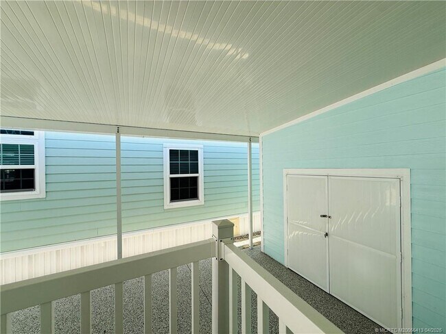 Building Photo - 35 NE Nautical Dr