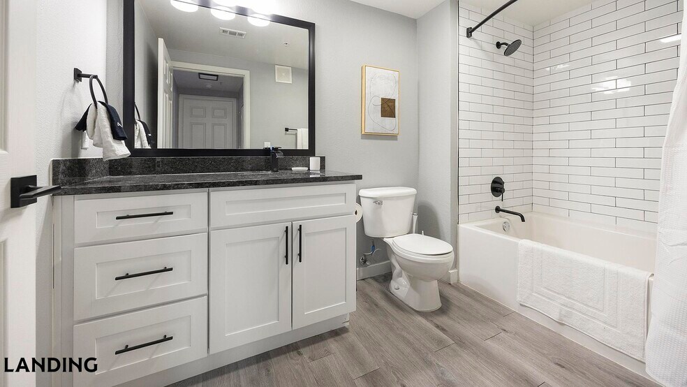 Building Photo - 901 Colorado Blvd