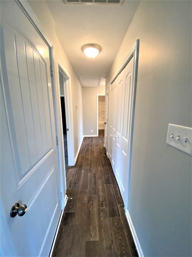 Building Photo - 4 Bedroom Pet Friendly Home For Rent Over ...