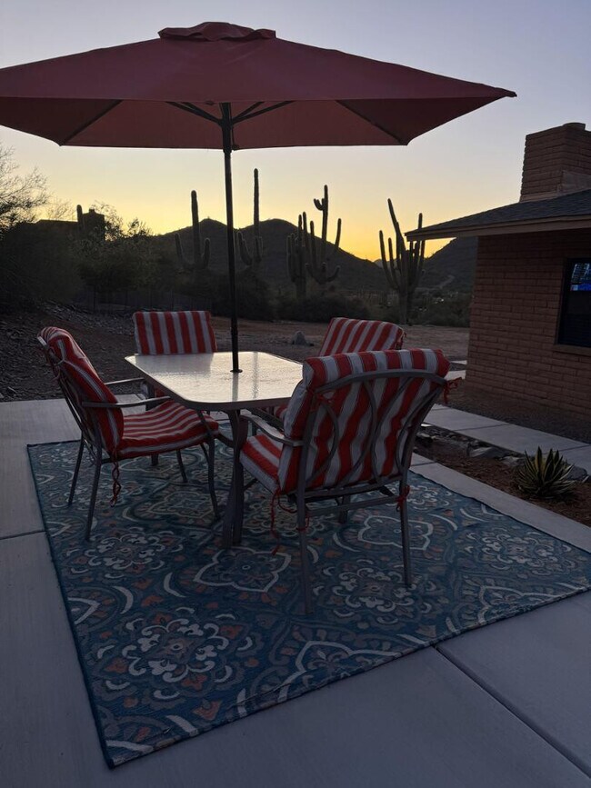 Building Photo - 36975 N Sunset Trail