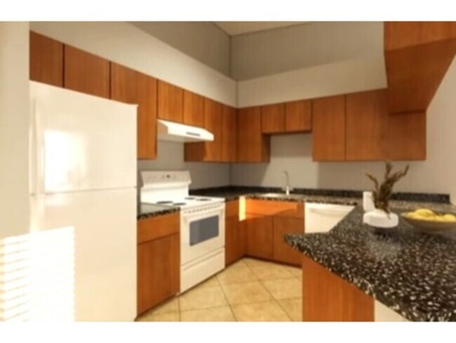 Building Photo - 7898 Pinehurst Dr