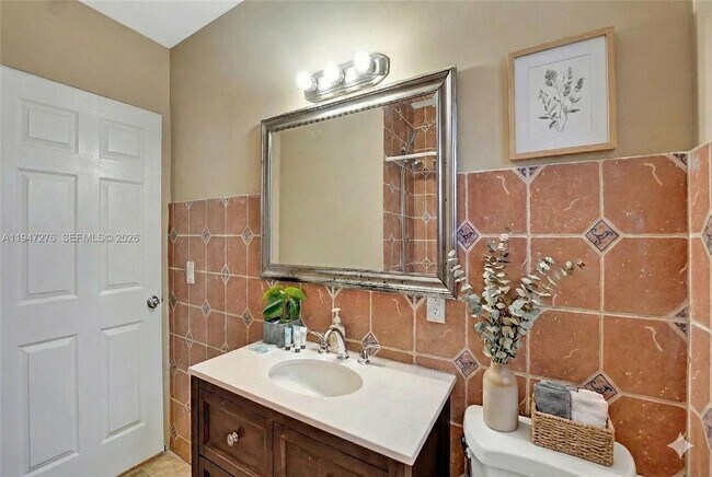 Building Photo - 170 NW 46th St