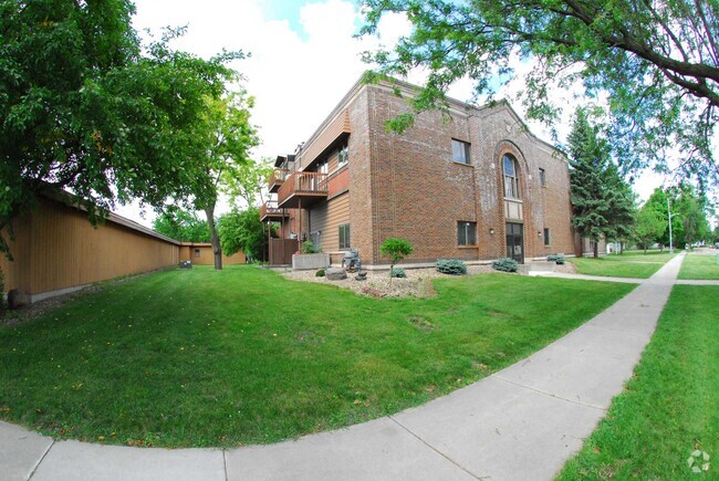 Webster Apts. SW Exterior