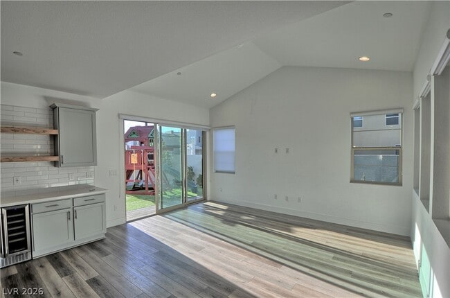Building Photo - 3356 Via Altamira