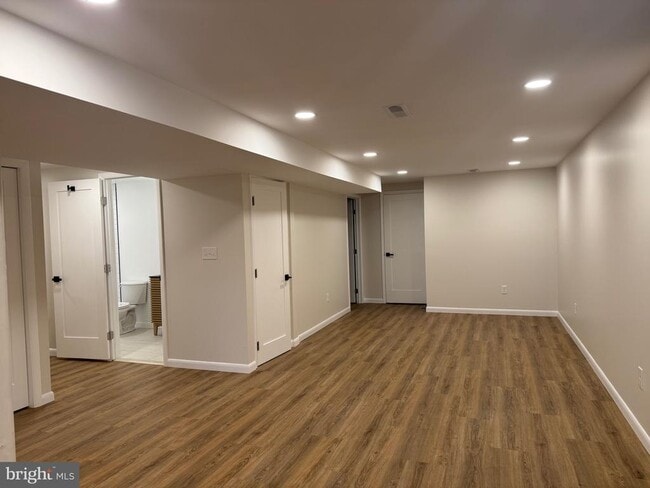Building Photo - 1306 Pine Ridge Ln