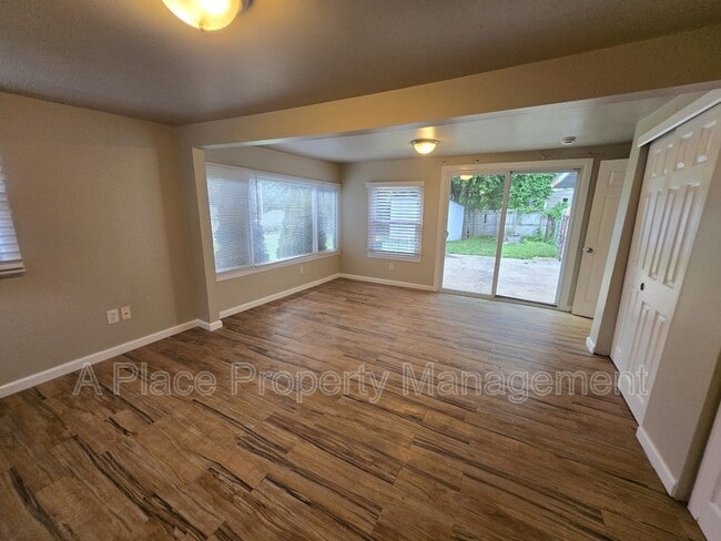 Building Photo - 8444 Engler Ave