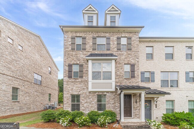 Building Photo - 2252 Talmai Dr