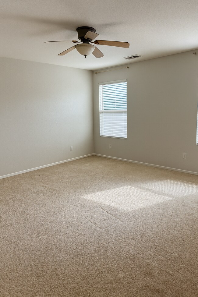 Building Photo - 851 N Hartnell Pl