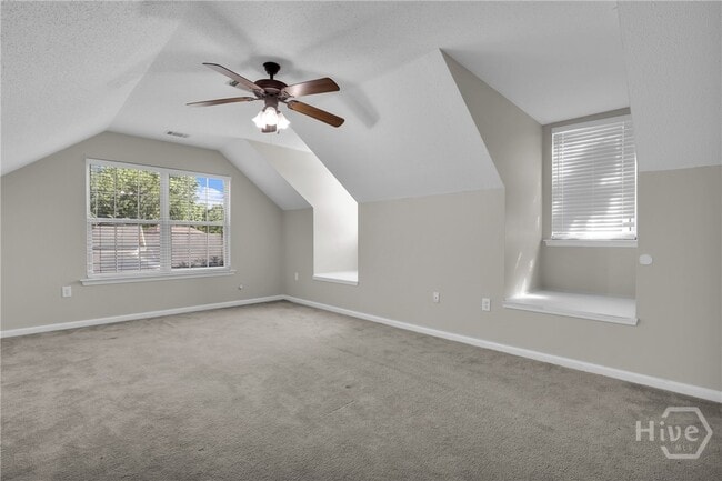 Building Photo - 136 Meadowside Ln