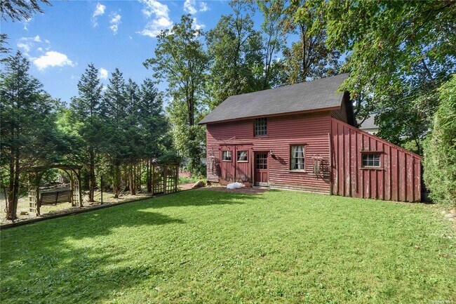 Building Photo - 95 E Broadway