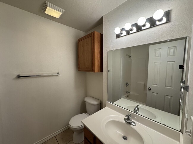 Building Photo - 5404 Marshall St