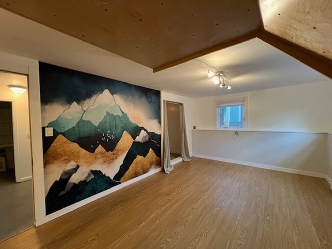 Building Photo - Beautiful Home on Bozeman's East Side