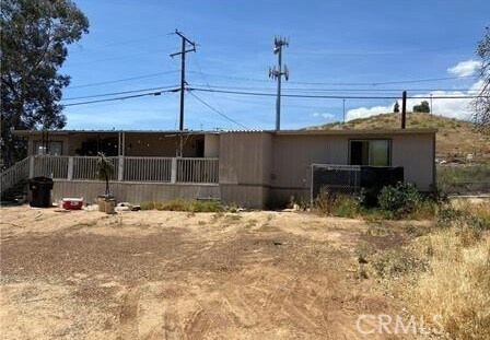 Building Photo - 21180 Mazie Ave