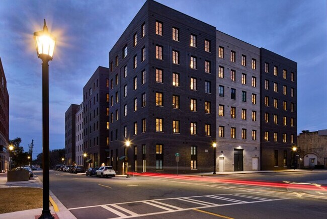 Building Photo - 41 Martin Luther King Jr Blvd