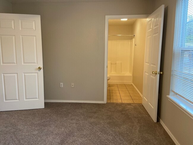 Building Photo - Condominium in Academy Commons