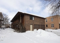 Building Photo - 922 A St