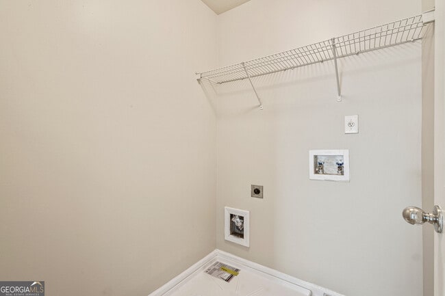 Building Photo - 606 Lofty Ln