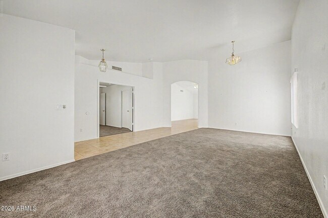 Building Photo - 851 W Palo Verde St
