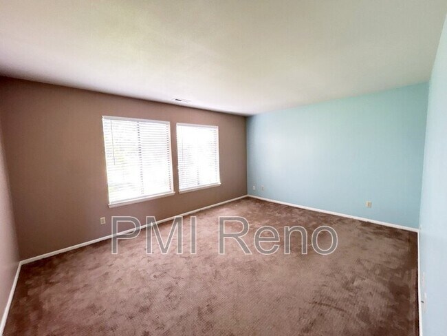 Building Photo - 1555 Foster Dr