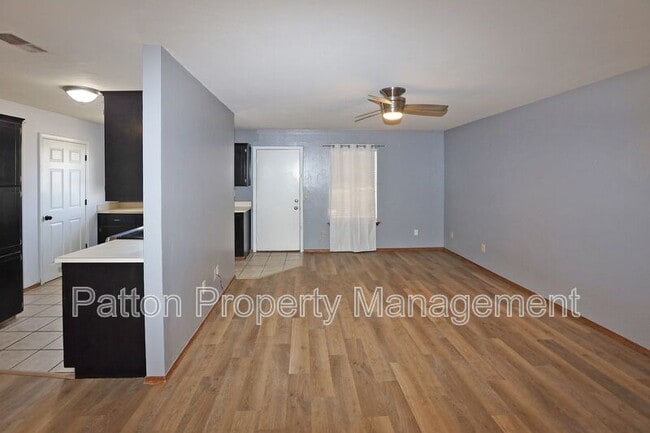 Building Photo - 2601 17th Ave