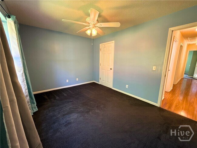 Building Photo - 144 Mills Run Dr